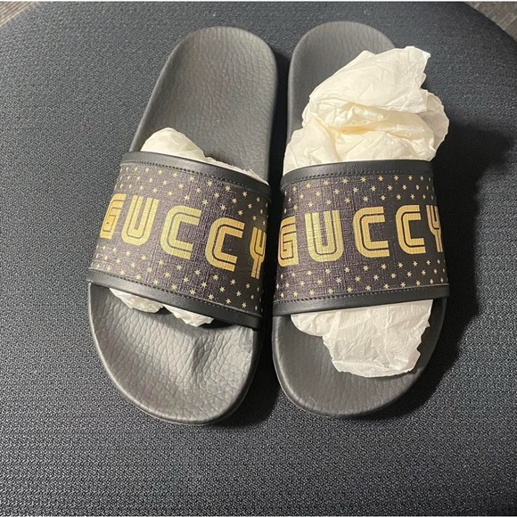 Gucci Other - Gucci Black and Gold Star Pattern Men's Slides